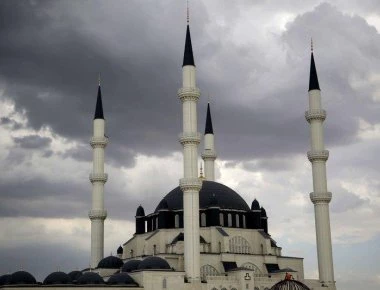 Το καλοκαίρι μπαίνει σε λειτουργία το τέμενος στον Βοτανικό